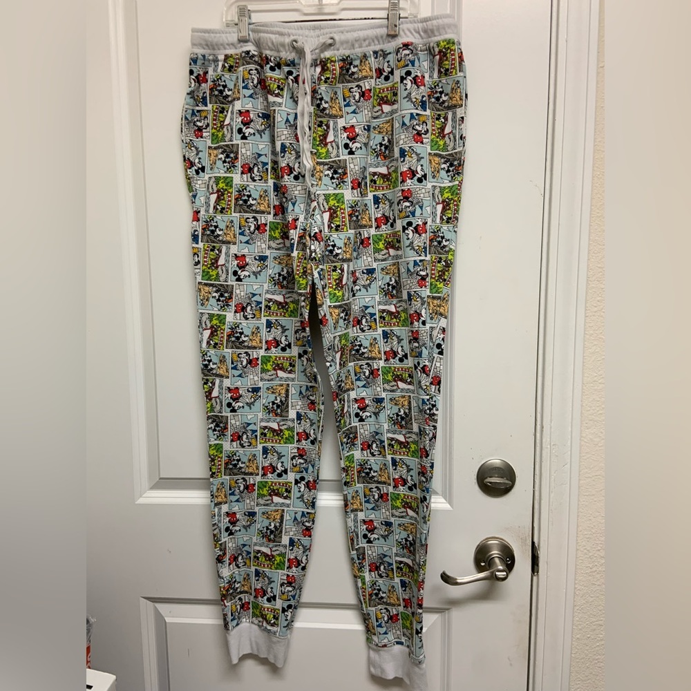 Disney Parks Mickey Mouse men’s PJ pants size‎ Medium